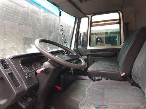 Sucata Ford Cargo 816 Ano 2013 Para Retirada De Peças