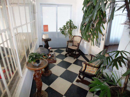 Casa Com 4 Dorms, Campo Grande, Santos - R$ 2.3 Mi, Cod: 1459 - A1459
