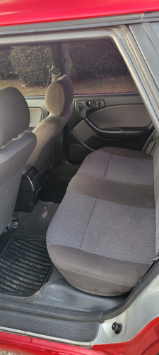 Subaru Legacy 2.0 fwd