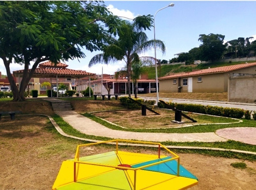 Imagen 4 de 11 de Casa Obra Gris En Esquina Canaima Ii Parque Residencial