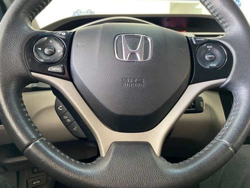 Imagem 3 de 10 de Civic 1.8 Lxs 16v Flex 4p Manual