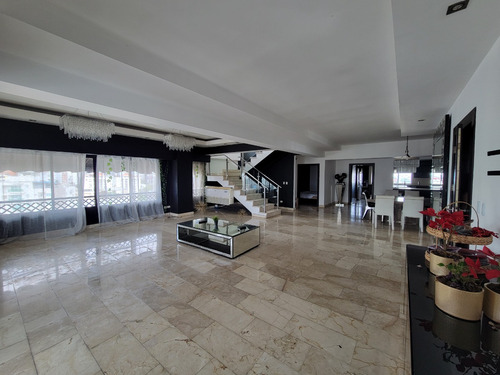 Va124 - Naco | Pent-house Victoriano Con Vistas Espectaculares En Venta | 500 M² | 5 Habitaciones | $525,000 Usd | #foxpiantini