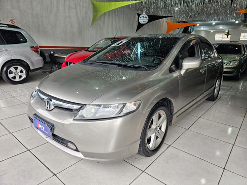 Honda Civic 1.8 Lxs Aut. 4p