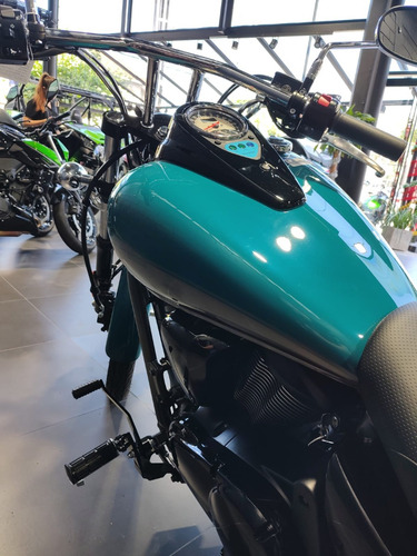 Kawasaki Vulcan 900 No 650 Harley Davidson 883 Honda Shadow