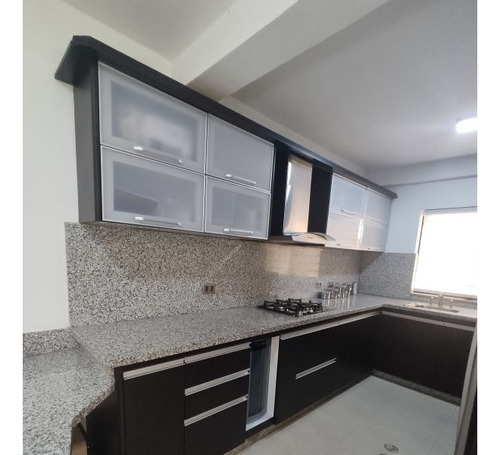Town House En Venta Residencias Danubio Urbanizacion Manantial Naguanagua Carabobo. St