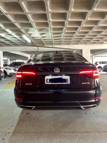 Volkswagen Jetta 2019 1.4 R-line 250 Tsi Flex Aut. 4p