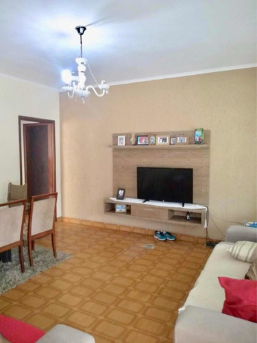 Imagem 9 de 14 de Casa Com Piscina E Churrasqueira Em Mongagua