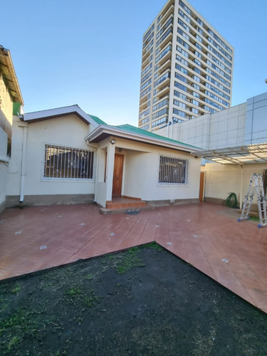 Gran Casa,5 Oriente C/2 Norte, Antejardín 7 Autos,4 Priv,3b