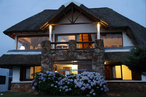 Imagen 6 de 11 de Punta Colorada Venta Muy Buena Casa En Excelente Ubicacion Cw148237