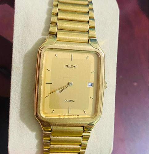 Reloj Pulsar Rectangular Vintage, Chapado En Oro