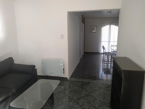 Imagen 6 de 24 de Alquiler Temporario: Casa Principal Con Piscina Y Asador - Excelente Ubicación !!!