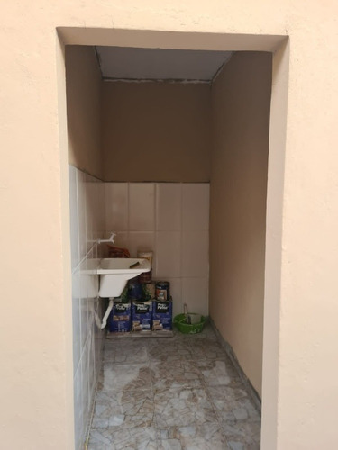 Imagem 10 de 11 de Casa 2 Quartos Barata Em Mongaguá