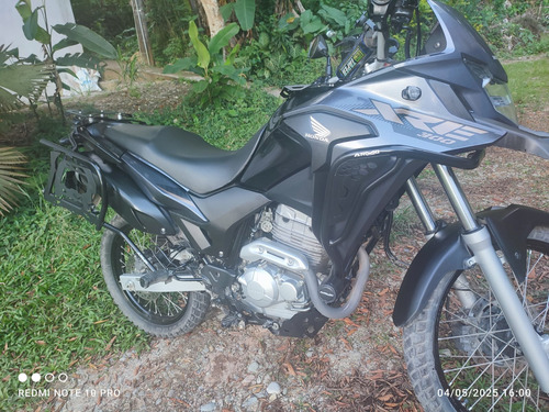 Honda Xre 300 Con Accesorios Y Como Nueva, Poco Uso.