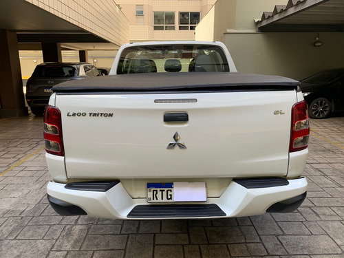 Mitsubishi L200 2.4 Triton Gl Cab. Dupla 4x4 4p