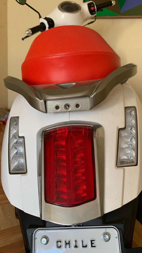 Imagen 9 de 15 de Scooter Lifan Sienna 150tc, Ciudad