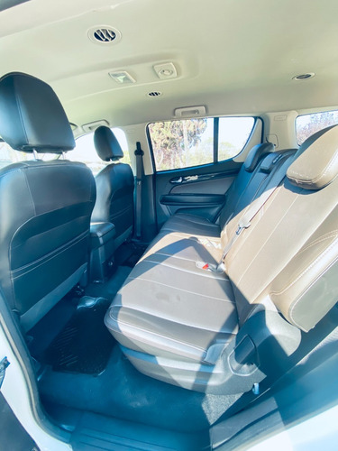 Imagen 14 de 25 de Chevrolet Trailblazer Awd 2.8 Aut