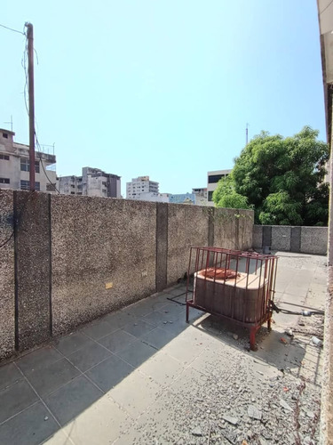 Edificio En Venta, Para Iniciar Tu Proyecto Empresarial O Residencial.
