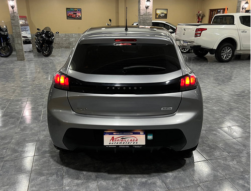 Peugeot 208 1.6 Active Tiptronic