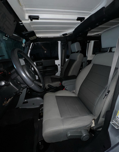 Jeep Wrangler 3.8 Sport Unlimited 199cv Atx