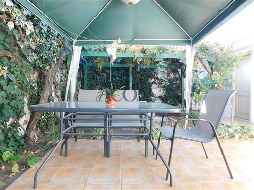 Imagen 3 de 12 de Casa En Venta De 5 Dorm. En Providencia