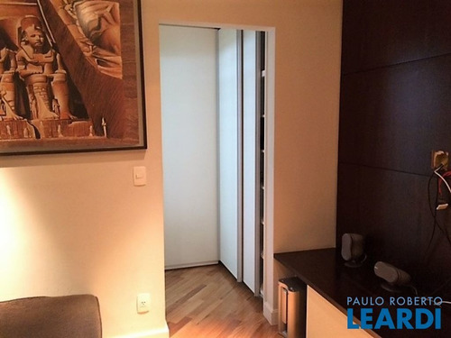 Imagem 13 de 15 de Apartamento - Alphaville - Sp - 531668