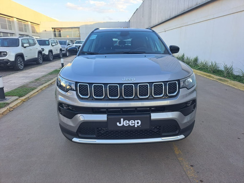 Imagen 4 de 12 de Jeep Compass Longitude Plus