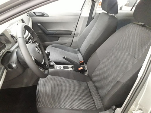Volkswagen Virtus Tredline 1.6 F