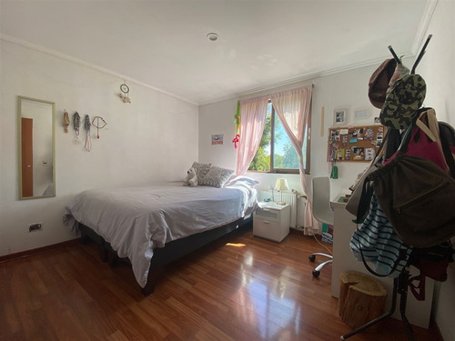 Casa En Venta En Parcela Chicureo Central 5d Más Serv.