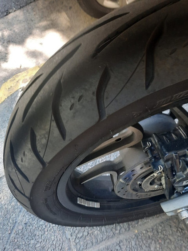 Bajaj Dominar