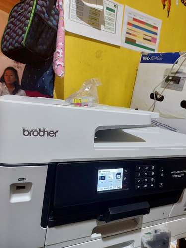 Impresora Multifuncional Brother A3 Adf Duplex Mfc-j6740dw (Usado)
