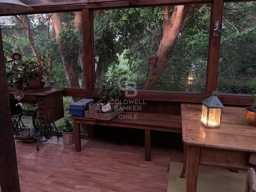 Hermoso Sitio Con 2 Casas En Frutillar Bajo.