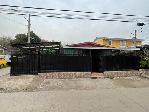 Oportunidad En Macul :casa Amplia Con Excelente Conectividad