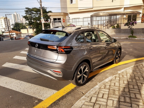 Imagem 8 de 14 de Volkswagen Nivus 2021 1.0 Highline 200 Tsi Aut. 5p