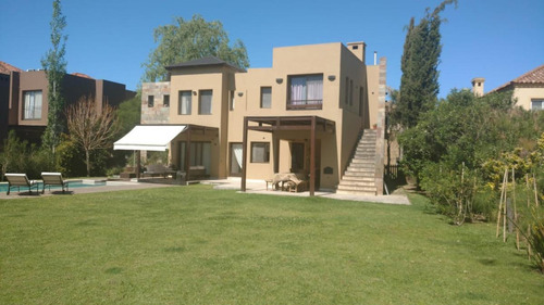 Imagen 21 de 22 de Excelente Casa En Castores Real Oportunidad
