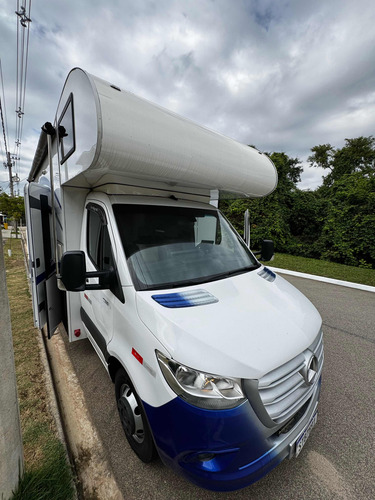 Motorhome Sprinter517 2024 Para 6pessoas Viajando E Dormindo