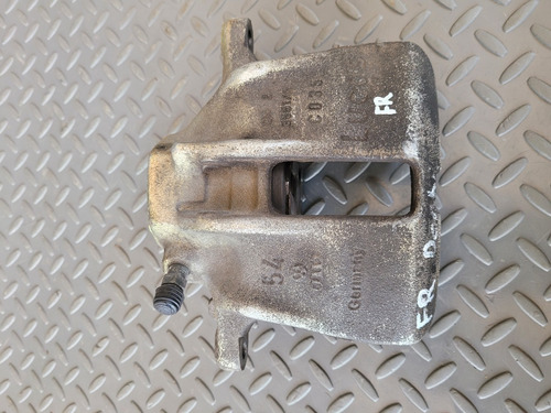 Caliper Delantero Derecho Volkswagen Derby Mod 2002