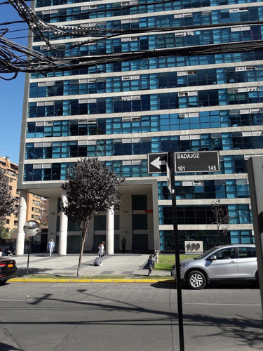 Maravillosas Dos Oficinas Unidas Metro Manquehue