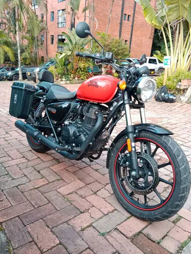 Royal Enfield Meteor 350 Modelo 2023. Único Dueño.