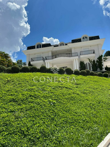 Imagem 2 de 10 de Casa Para Alugar No Residencial 10 - 2.500 M2 - Sala De Cinema - 7 Dormitórios Sendo 7 Suítes - Cncm1011