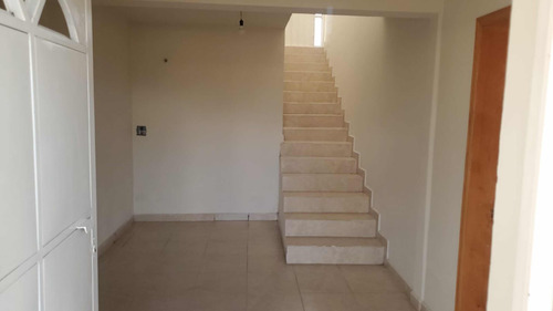 Casa A Precio De Terreno A 5 Min De Atlacomulco Muy Bonita