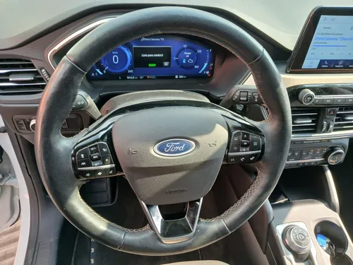 Ford Escape 2.5 Titanium Hybrid At