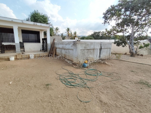 Imagen 27 de 30 de Casa Granja Con Piscina E Invernadero En Venta En Tarabana Cabudare Lara 0.4.2.4.5.9.3.7.5.4.2 / Rent-a-house Mls Código Flexmls: 22-22634, Posee Casa, Terraza, Depositos