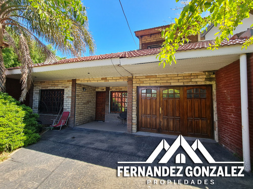 Venta De Casa Apta Para Dos Familias Sobre Lote De 10 X 32,46 En Quilmes Oeste