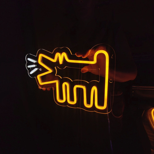 Letrero Neón Keith Haring Barking Dog Perro Control Remoto Color Amarillo + Blanco