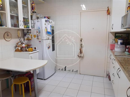Apartamento - Ref: 873911
