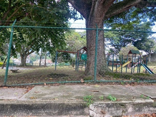 Imagen 29 de 30 de Rah Código 22-3468: Casa En Venta En Cumbres De Curumo Caracas Orlando Figueira 04125535289/04242942992 Esp1