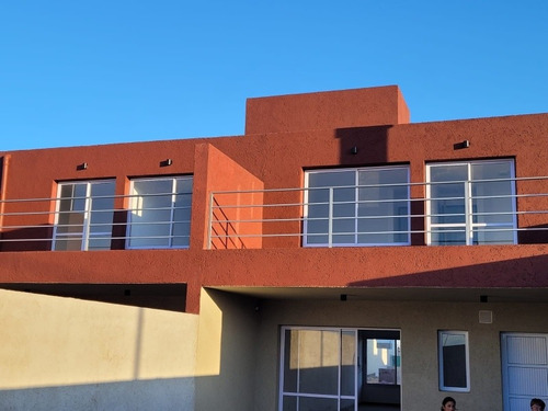 Imagen 3 de 18 de Dúplex Urbanización Docta