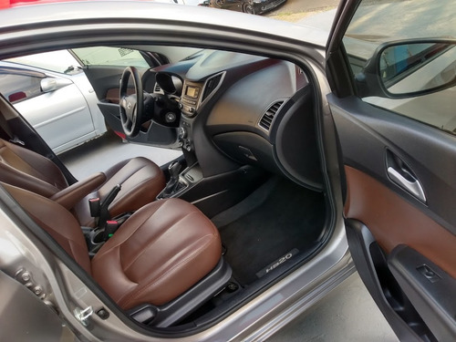 Imagem 7 de 13 de Hyundai Hb20 Confort