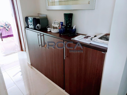 Venda De Apartamentos / Padrão Na Cidade De São Carlos 25325