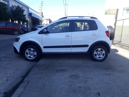 Imagen 3 de 8 de Vw Crossfox 1.6 Comfortline Año 2014 Vendo Permuto Financio